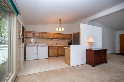 4025 Bluebird Ln, Rolling Meadows, IL 60008 photo 6