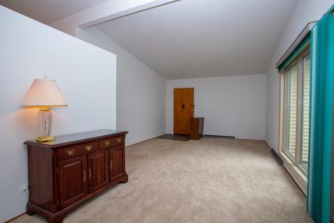4025 Bluebird Ln, Rolling Meadows, IL 60008 photo 5
