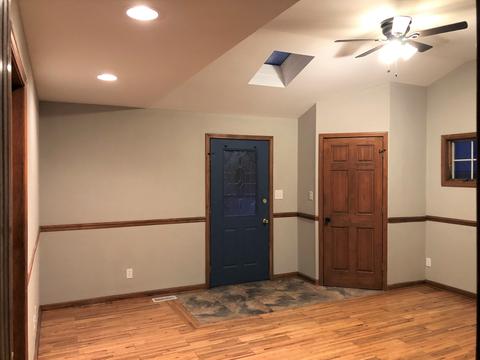 704 E 1st St, Lockport, IL 60441 photo 11