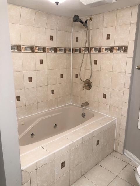 704 E 1st St, Lockport, IL 60441 photo 14