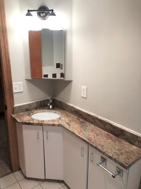 704 E 1st St, Lockport, IL 60441 photo 7