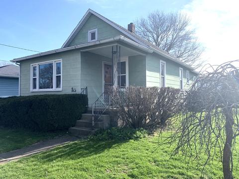 106 S Taylor St, Cherry, IL 61317 photo 1