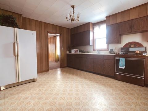 106 S Taylor St, Cherry, IL 61317 photo 10