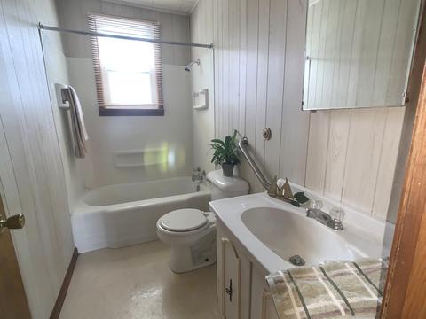 106 S Taylor St, Cherry, IL 61317 photo 15