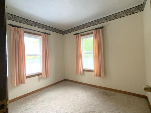 106 S Taylor St, Cherry, IL 61317 photo 19