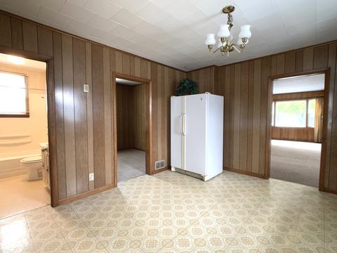 106 S Taylor St, Cherry, IL 61317 photo 12