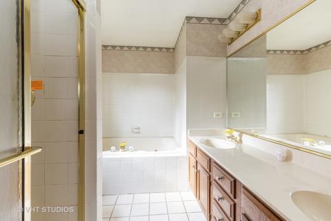 1201 Gulf Keys Rd, Elgin, IL 60120 photo 8