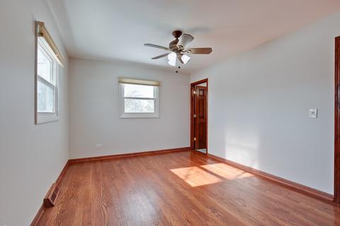 3243 Roder Ave, Glenview, IL 60025 photo 13