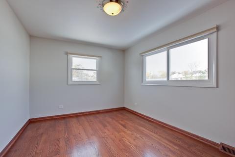 3243 Roder Ave, Glenview, IL 60025 photo 16