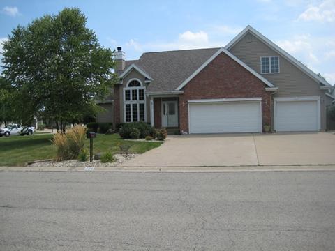 728 26th St, Peru, IL 61354 photo 1