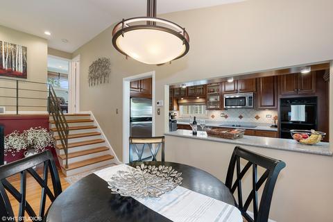 305 Chipili Dr, Northbrook, IL 60062 photo 12
