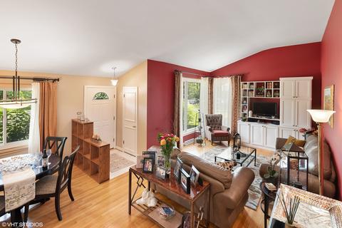 305 Chipili Dr, Northbrook, IL 60062 photo 10