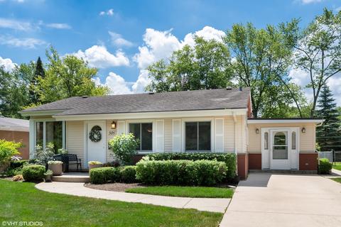 305 Chipili Dr, Northbrook, IL 60062 photo 1