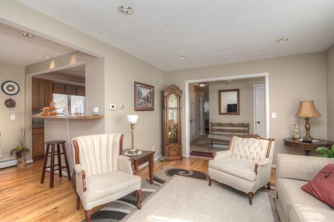 21210 Robin Rd, Harvard, IL 60033 photo 6