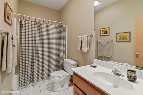 703 Silver Glen Rd, Mchenry, IL 60050 photo 18