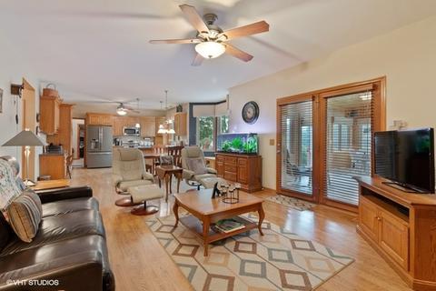703 Silver Glen Rd, Mchenry, IL 60050 photo 10