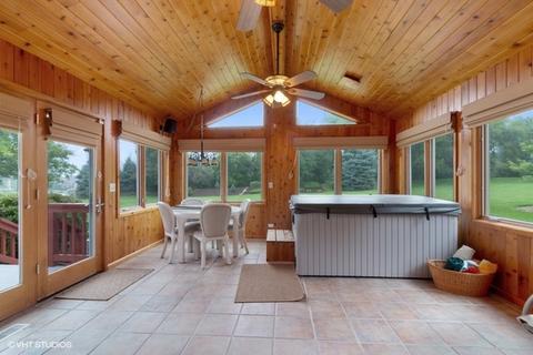 703 Silver Glen Rd, Mchenry, IL 60050 photo 12