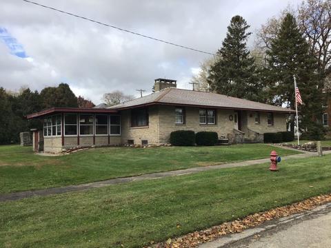 503 Paddock Ave, Ashton, IL 61006 photo 2