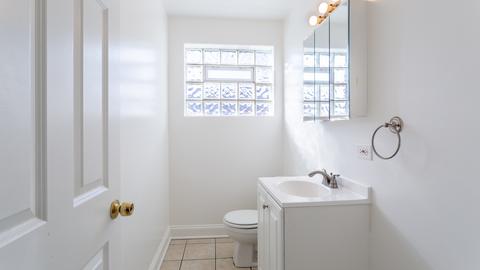 1031 E 93rd St, Chicago, IL 60619 photo 9