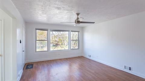1031 E 93rd St, Chicago, IL 60619 photo 4