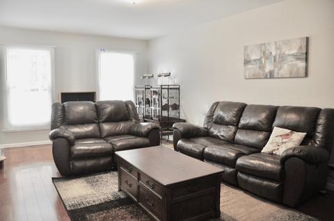 1819 Bristol Walk, Hoffman Estates, IL 60195 photo 4