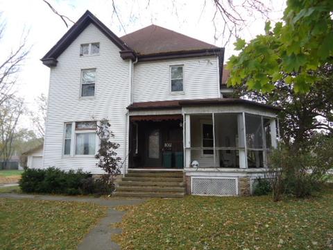 102 W 6th St, Gridley, IL 61744 photo 1