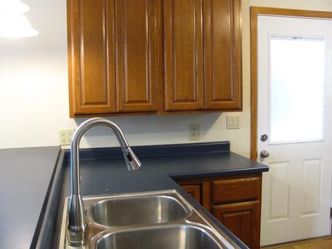 852 10th St, Beloit, WI 53511 photo 7