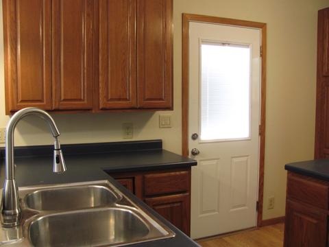 852 10th St, Beloit, WI 53511 photo 3
