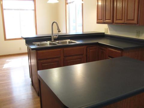 852 10th St, Beloit, WI 53511 photo 9
