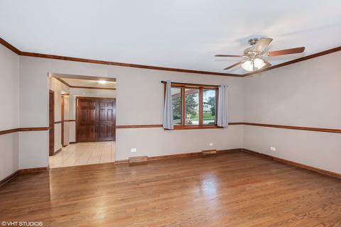 1012 Martingale Dr, Bartlett, IL 60103 photo 4