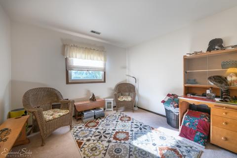 4231 N Sturbridge Dr, Hoffman Estates, IL 60192 photo 15