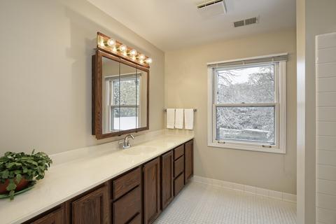 665 Deerpath Dr, Deerfield, IL 60015 photo 13