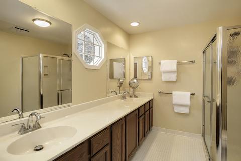 665 Deerpath Dr, Deerfield, IL 60015 photo 9
