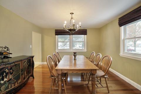 665 Deerpath Dr, Deerfield, IL 60015 photo 3