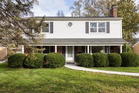 665 Deerpath Dr, Deerfield, IL 60015 photo 1