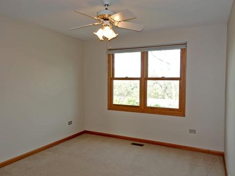 1401 Hyatt Dr, Wheaton, IL 60189 photo 13