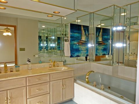 1401 Hyatt Dr, Wheaton, IL 60189 photo 17