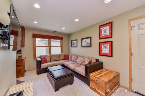 1401 Hyatt Dr, Wheaton, IL 60189 photo 9