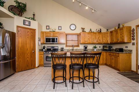 501 Maytree Ln, Peotone, IL 60468 photo 17