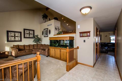 501 Maytree Ln, Peotone, IL 60468 photo 12