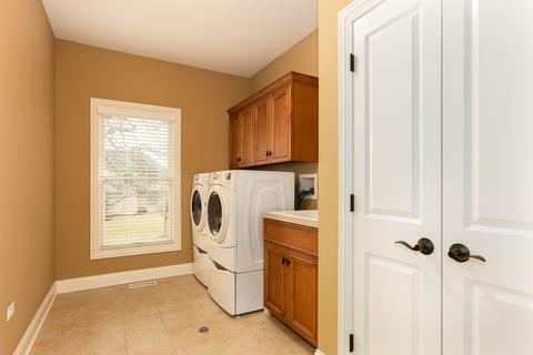 82 Landon Cir, Wheaton, IL 60189 photo 27