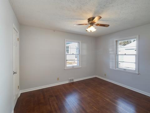 1402 W Hovey Ave, Normal, IL 61761 photo 18
