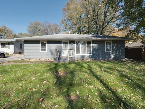 1402 W Hovey Ave, Normal, IL 61761 photo 1