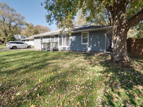 1402 W Hovey Ave, Normal, IL 61761 photo 22