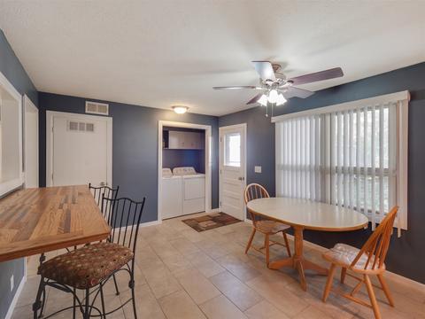 1402 W Hovey Ave, Normal, IL 61761 photo 9