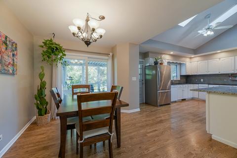 907 Ranch Rd, Wheaton, IL 60187 photo 8