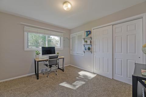 907 Ranch Rd, Wheaton, IL 60187 photo 13