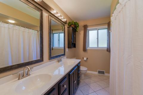 907 Ranch Rd, Wheaton, IL 60187 photo 15