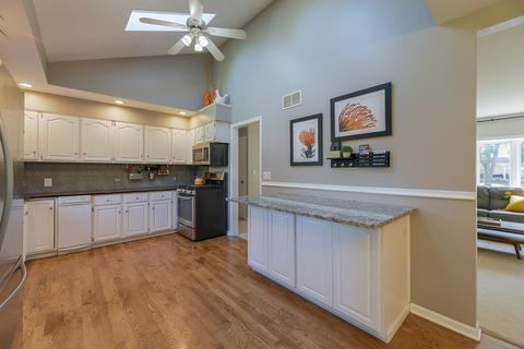 907 Ranch Rd, Wheaton, IL 60187 photo 11