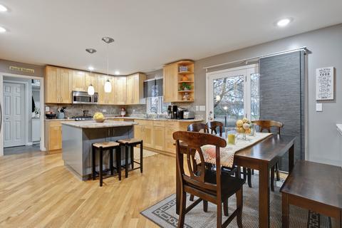246 Big Terra Ln, Gurnee, IL 60031 photo 9